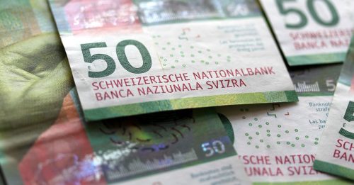 瑞郎狂飙至10年新高 瑞士将重现零利率？