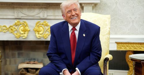 美国对等关税｜表明不会暂停关税政策 但特朗普暗示愿谈判