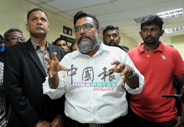 涉款85万包括采购金神辇 拉马沙米控17失信罪