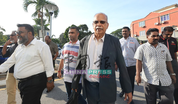 涉款85万包括采购金神辇 拉马沙米控17失信罪