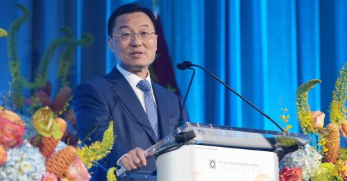 谢锋谈中美贸易问题 “我想买的你不卖怎么解决逆差？”