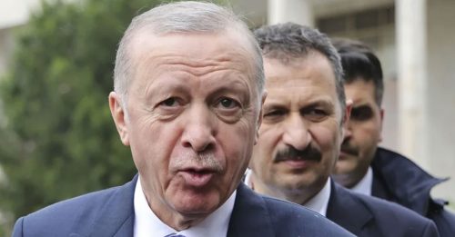 埃尔多安再度 打压政敌