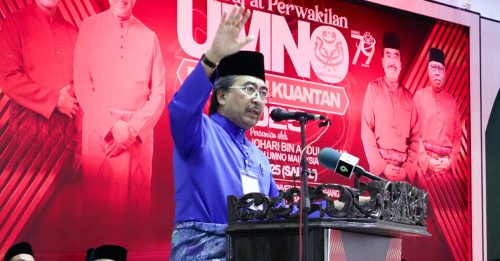 佐哈里驳斥巫统主导内阁 暂代部长职应付国会回答