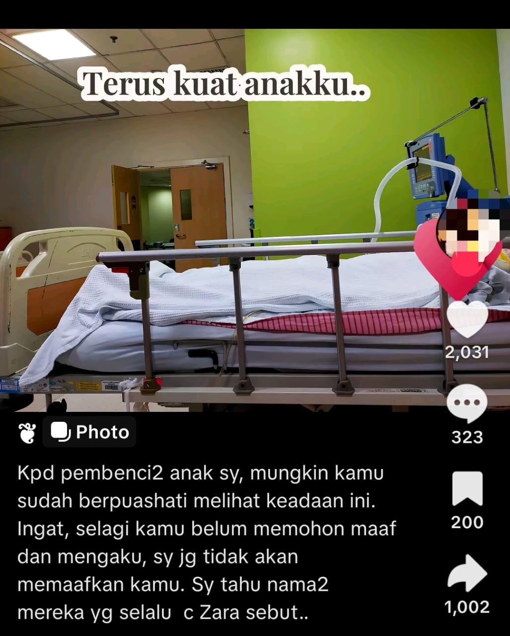 扎拉的母亲分享女儿躺在医院的画面。