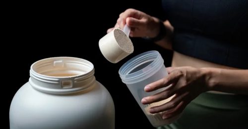 “蛋白粉”补充过量 健身男肝衰竭