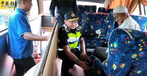 长巴 旅巴 藏JPJ卧底 查不系安全带司机乘客