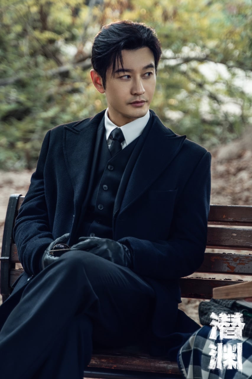 黄晓明见同行遭窃 掏出全数现金救急