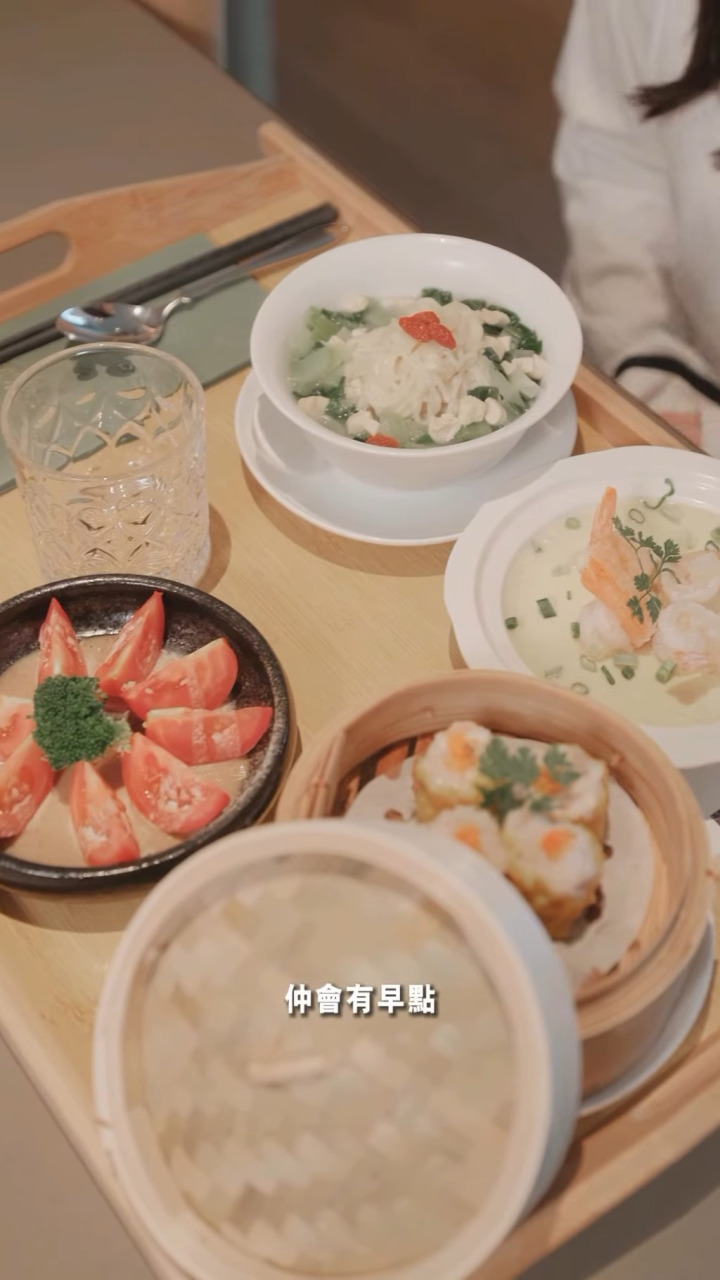 月子餐很丰富。