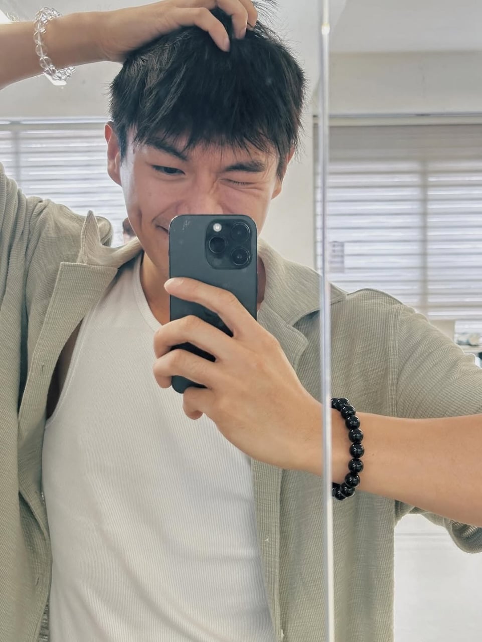 柯炜林确诊肺腺癌第四期。