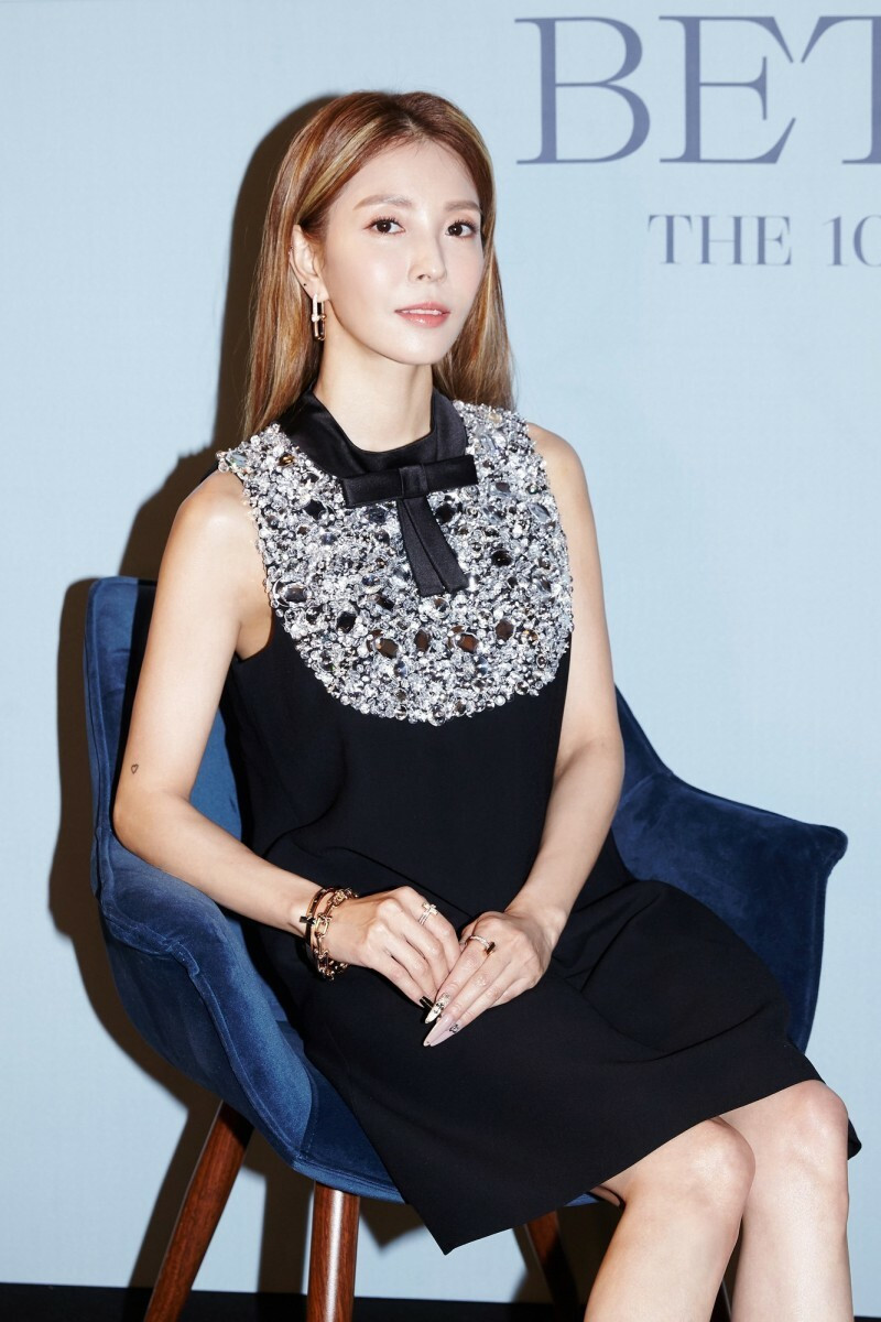 38岁天后罹骨骼缺血性坏死 紧急入院演唱会全取消