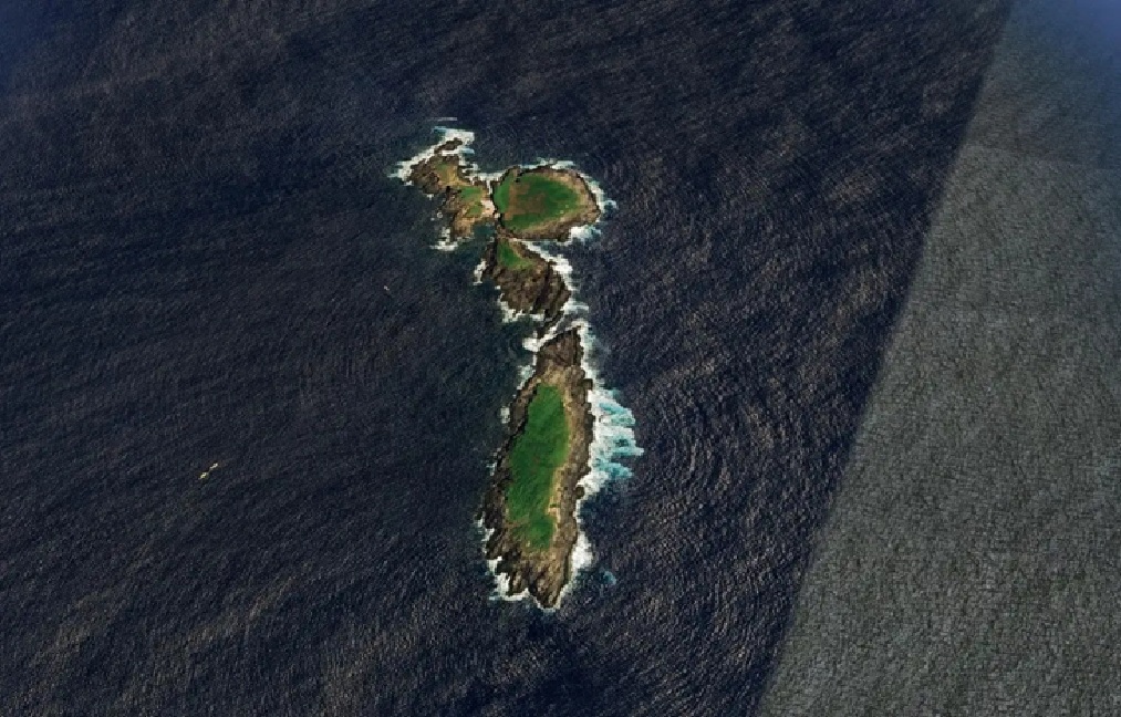 北索利塔里岛航拍图。