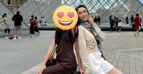 郭可盈巴黎晒美腿 15岁爱女神似蒙娜丽莎