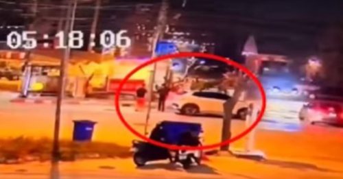 中国游客遭持枪绑架 泰4假警察当街勒索