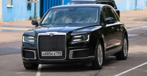 俄国访问行程亮点 元首试驾总统专车