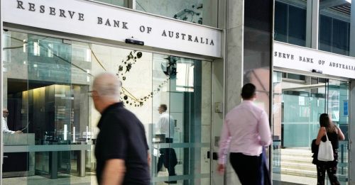今年来3度减息 澳元应声贬值