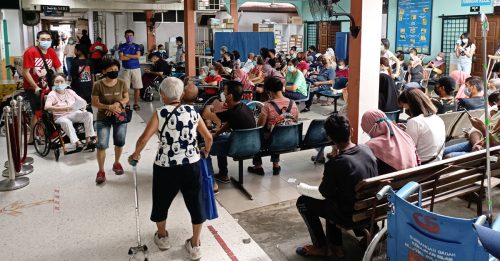 政府延迟做一件事 3大挑战医疗成本难跌！