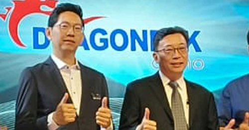 柔塑胶厂商会长陈威见：“生产纸袋污染 比塑料袋高70%”