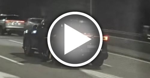 独家｜超惊险！妙龄女跳车翻滚 差点被3车碾过｜附音频