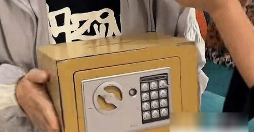 9岁童到邻居家玩 竟“抱走保险箱”买零食