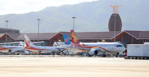 台风“剑鱼”即将登陆 海南三亚实行“五停一关”措施