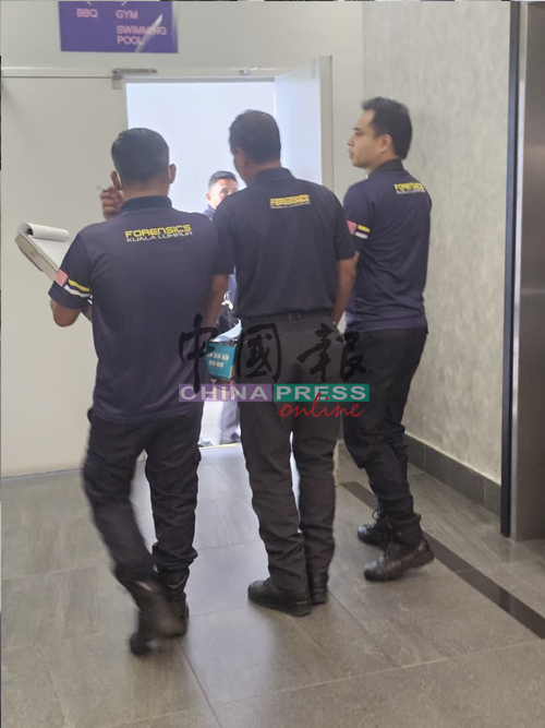 独家｜悲！ 华裔女大学生公寓轻生 室友哭红眼｜附音频