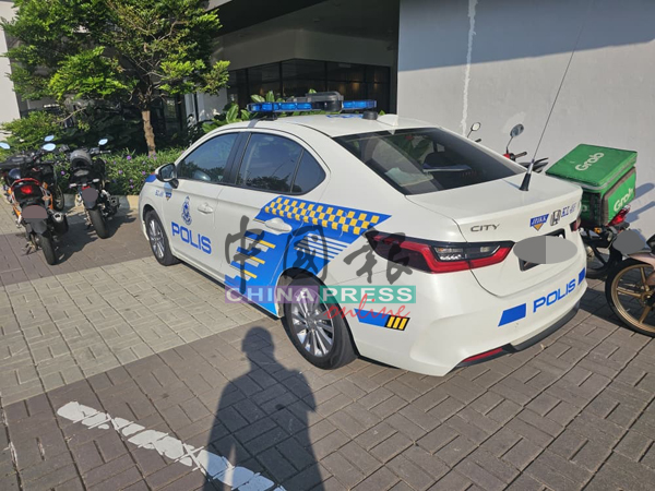 独家｜悲！ 华裔女大学生公寓轻生 室友哭红眼｜附音频