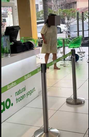 惊！女子闯购物中心 持刀随机攻击 至少6人被刺伤