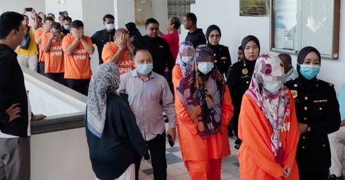 涉伪报14万饮食费 7人被延扣调查