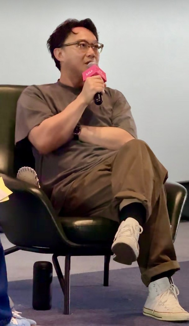 陈奕迅忘词片段遭消费。