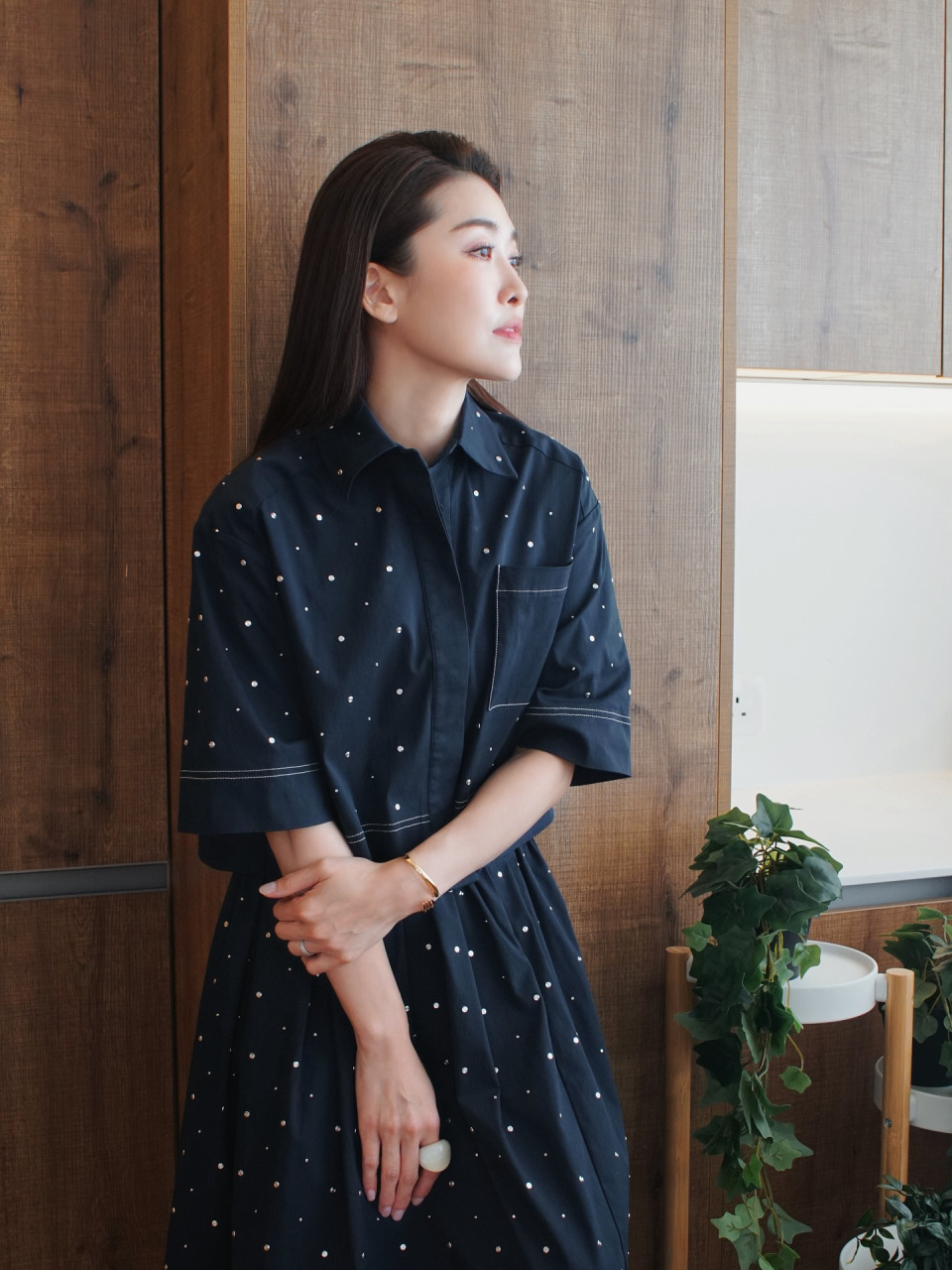 周励淇有“收视福将”之称。