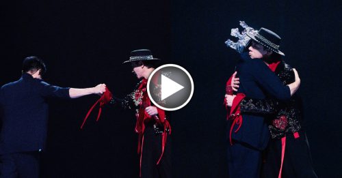 陈小春晒30年兄弟情 演唱会秒变生日派对