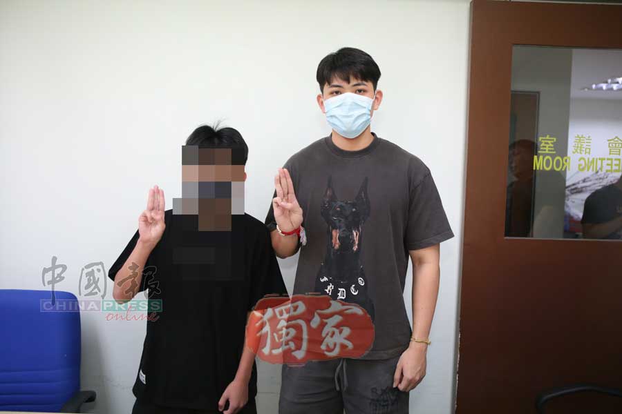 网红Aluk（右起）及罗小弟发誓不再犯下同样的错误。