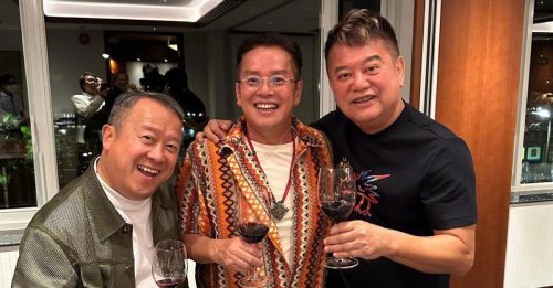 生日宴破不和谣言 谭咏麟陈百祥开心碰杯