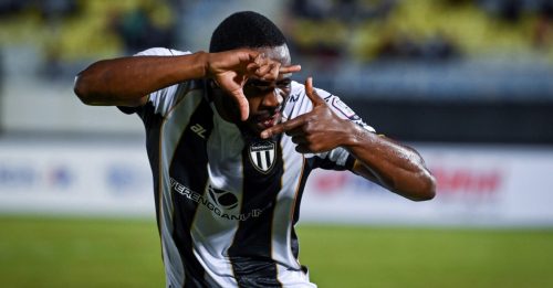 马超｜4比0屠杀马六甲　海龟暂升老二