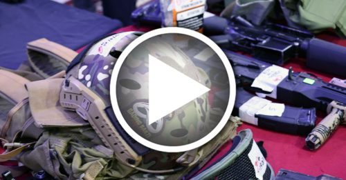 国庆日准备大玩war game 警突击起大批仿真军火 捉41玩家