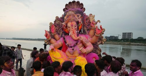 印度迎象神节 庆祝活动 接炸弹威胁！