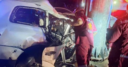 护士下班 见车祸 冲前急救 一看崩溃