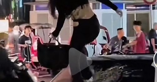 七夕租豪车摆拍 女子怒踩保时捷 警方：已行拘！