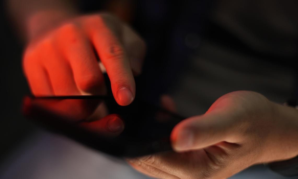 14岁少年因同时支持伊斯兰国、极右翼反犹思想，在本月接获《内安法》限制令。