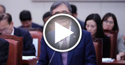 韩国包机今日赴美 接返被拘300公民