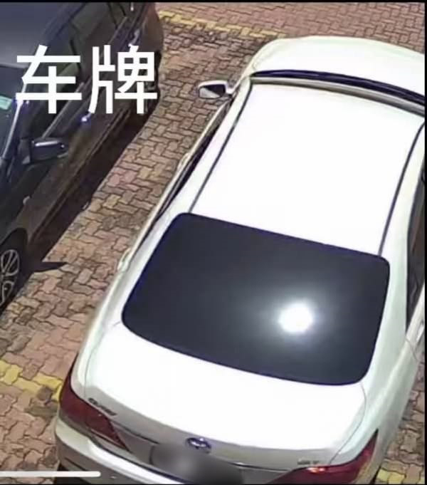 窃贼共乘白色丰田轿车到斗母宫。（取自北海新芭观音亭斗母宫面子书）