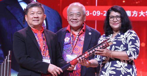华人文化节 耗资逾200万 吴添泉冀政府拨款支持