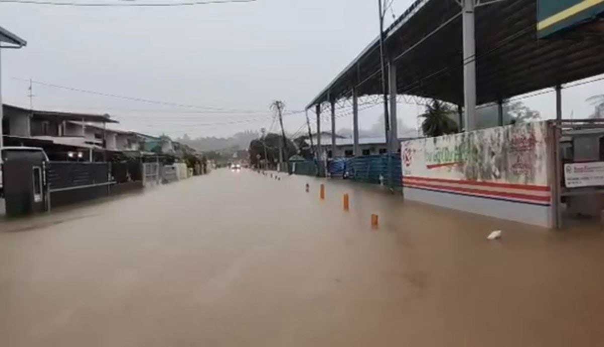 大业新村成水灾重灾区。