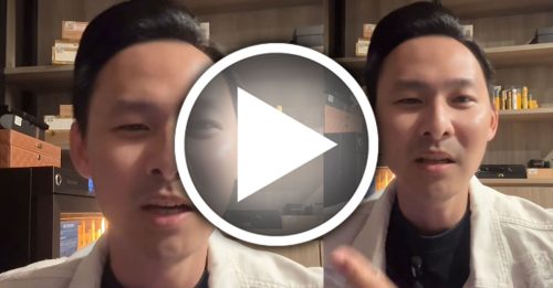 男子控诉遭空姐两度轻视 “听见她们在里面嘻嘻哈哈”