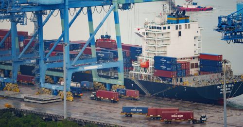 美关税战最大输家 这东南亚国出口蒸发逾千亿！