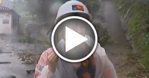 台风桦加沙来袭｜记者采访香港吐露港 身绑安全绳抵御强风