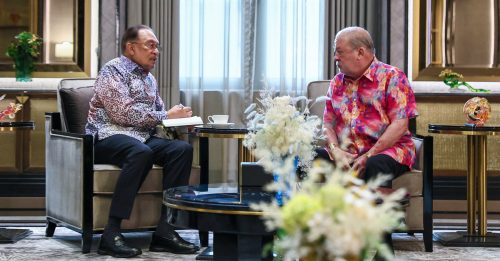 安华觐见元首 汇报汽油补贴机制