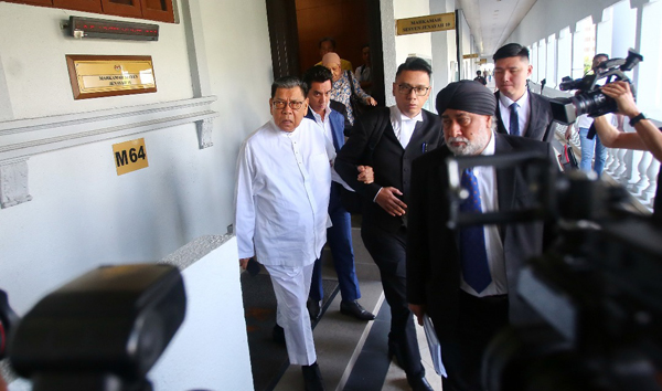 丹斯里 控了！涉挪用隆布大道逾3亿资金 阿布沙希控17罪｜附音频