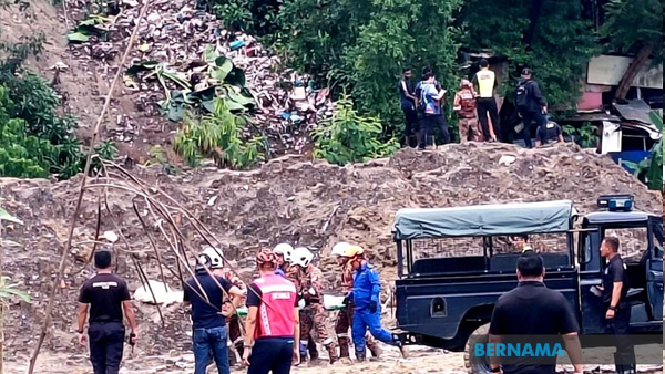 经过逾5小时的搜寻行动，救援单位寻获6名被埋的遗体，以致死亡人数累计7人。