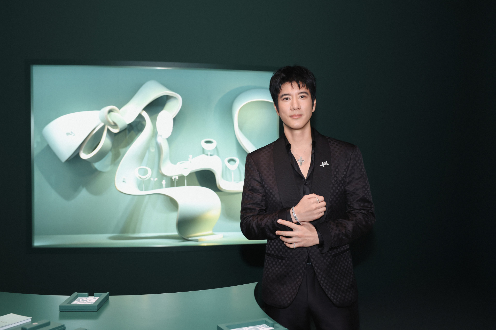 王力宏世纪同框杨紫琼 被问绯闻真实反应曝光